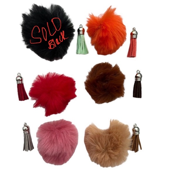 Custom QR Poshmark Closet Fluffy Pom Pom Keychain - Picture 5 of 8